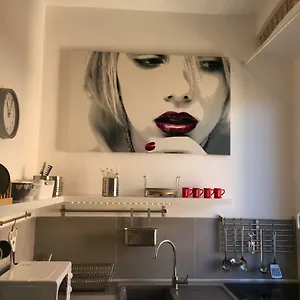  Apartment Klee House Trastevere